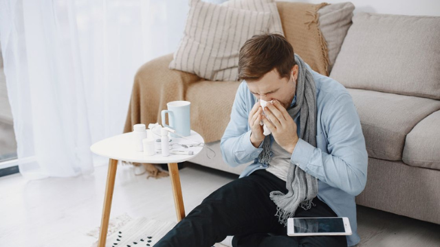 Jak skutecznie dbać o zdrowie w sezonie grypy i przeziębienia?