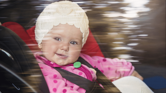 Bezpieczne przewożenie dziecka w samochodzie