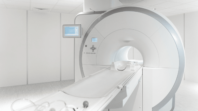 Jakie są wskazania i przeciwwskazania do wykonania badania tomografem?