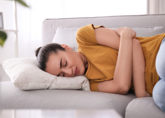 Grypa żołądkowa – ile L4 przysługuje i kiedy przedłużyć zwolnienie lekarskie?