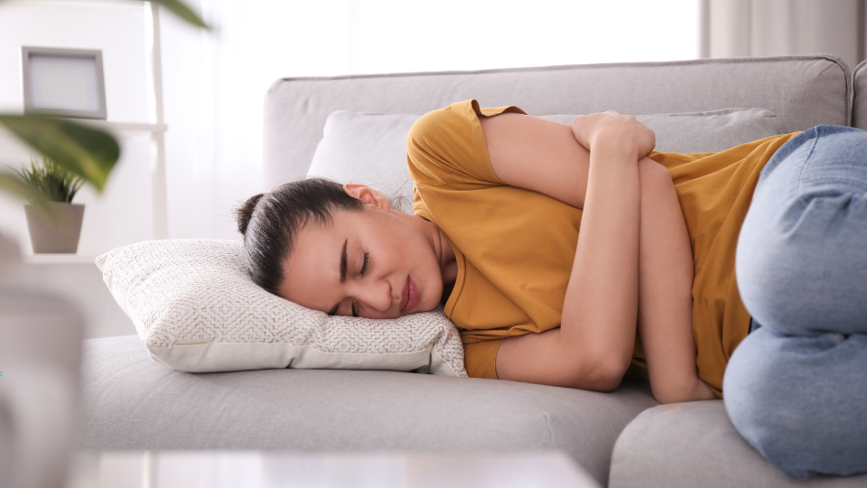 Grypa żołądkowa – ile L4 przysługuje i kiedy przedłużyć zwolnienie lekarskie?