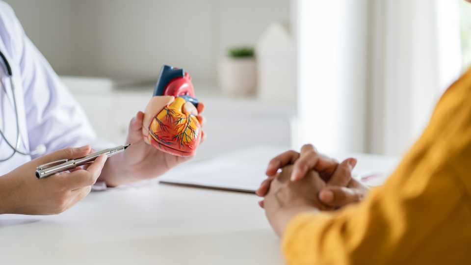 Niedomykalność zastawki serca – skąd się bierze i kto jest najbardziej zagrożony?